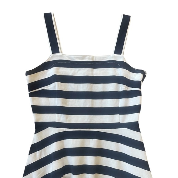 Tommy Hilfiger Stripe Fit and Flare Dress Size 6 Nautical Preppy Coastal - Picture 3 of 6
